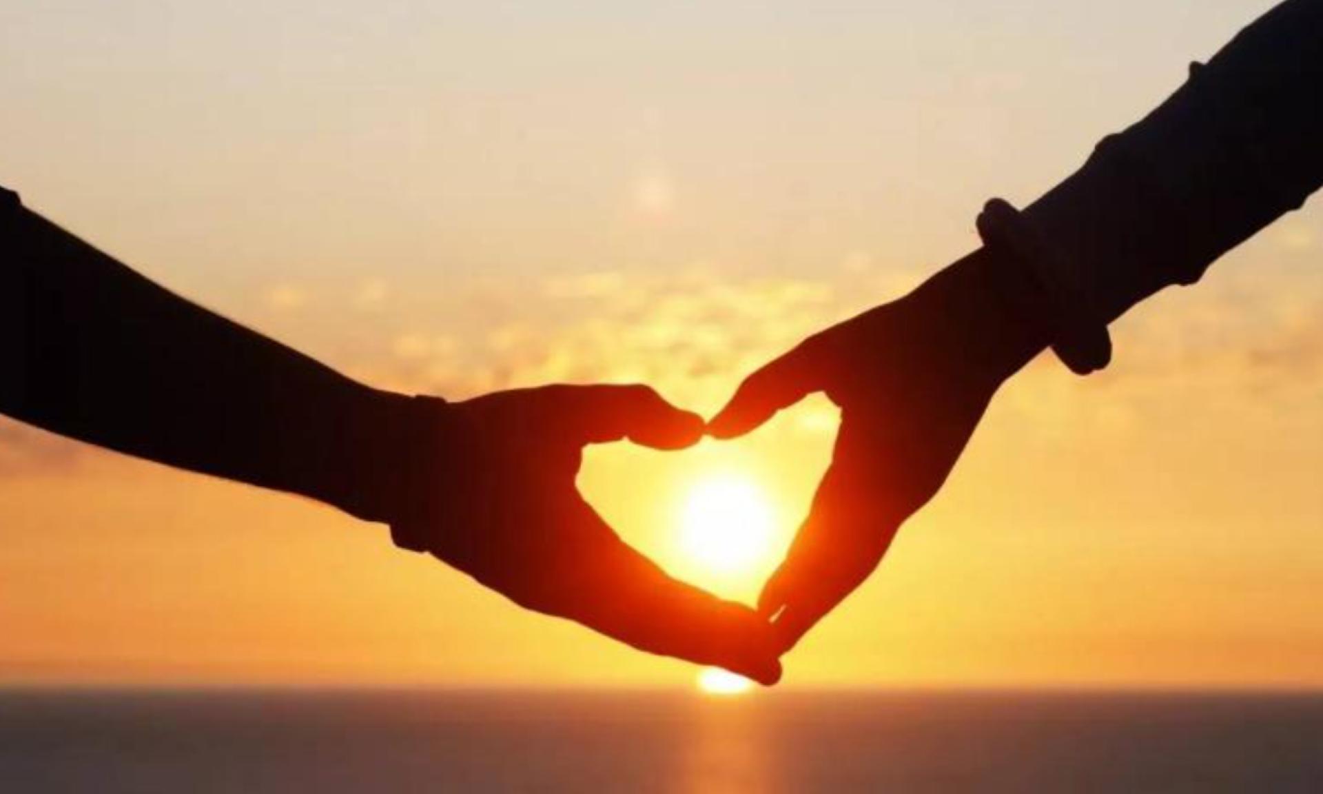 怎样拍出好看的自拍照,自拍如何拍出漂亮风景的照片