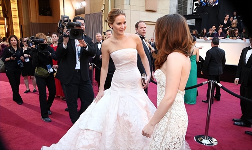 安妮海瑟薇是好莱坞明星吗,安妮海瑟薇被嫌弃了吗