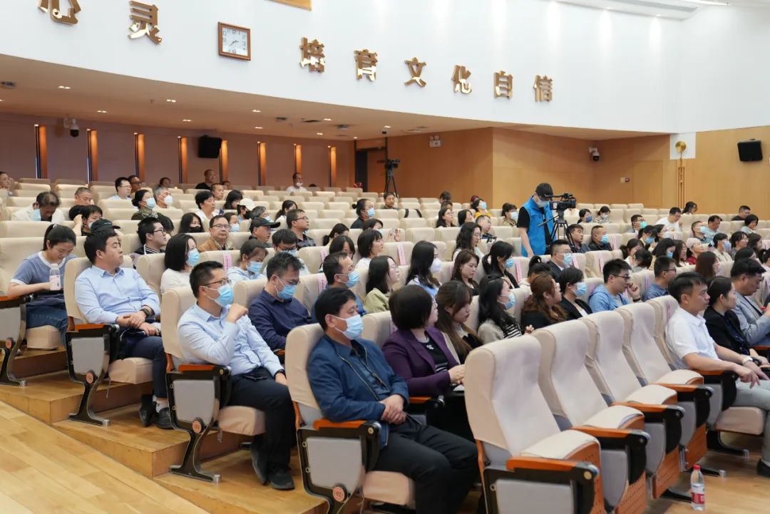 “世界读书日”系列活动“创新与未来”主题文学沙龙在西安举办