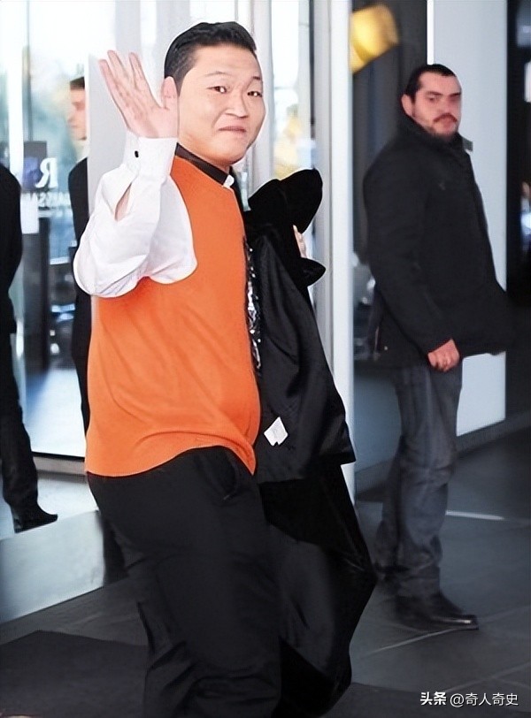 曾经风靡全球的江南鸟叔,江南style鸟叔的成名曲