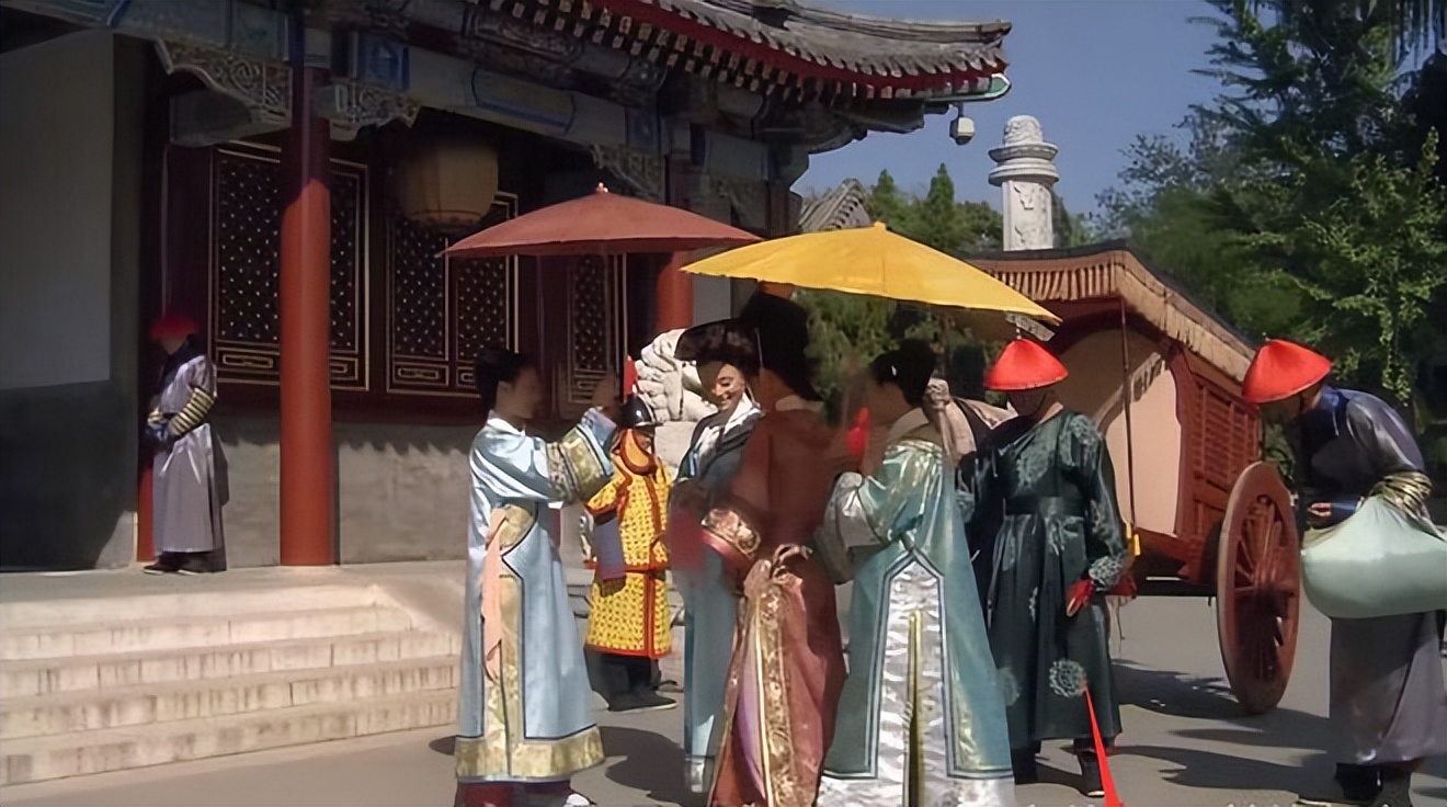 妖怪穿帮,西游记穿帮镜头妖怪戴戒指