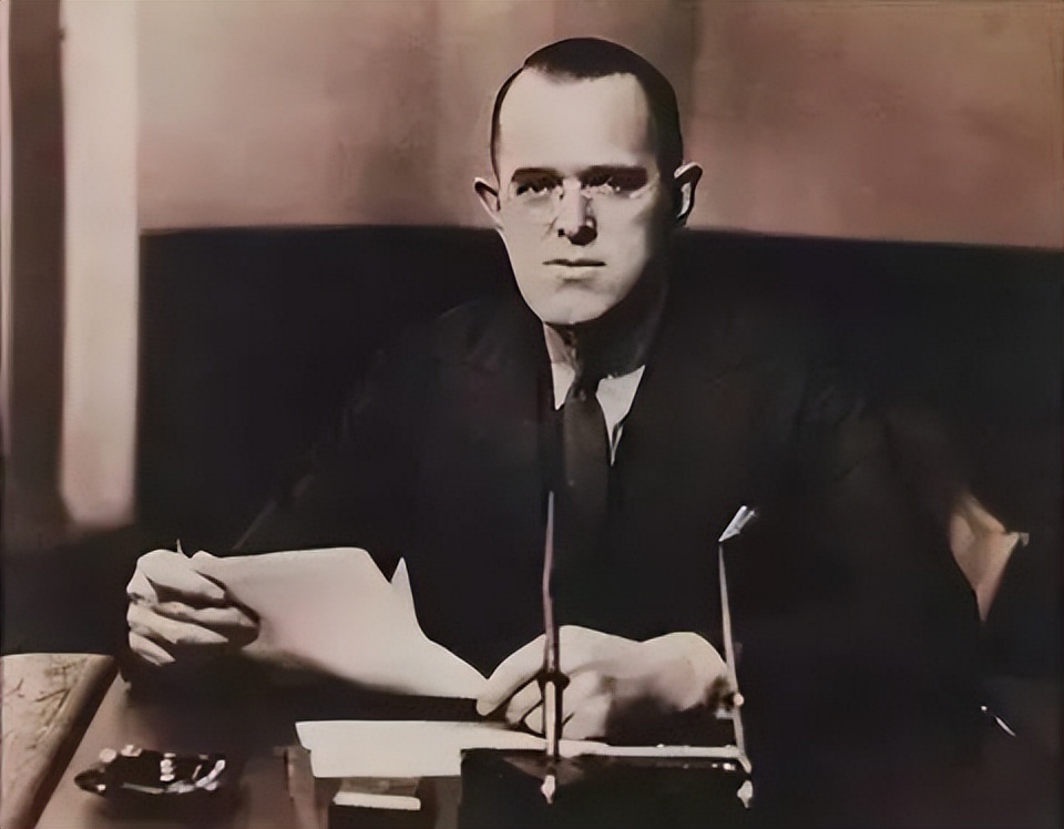 基业长青的百年友邦：献给保险从业人士的四万字雄文