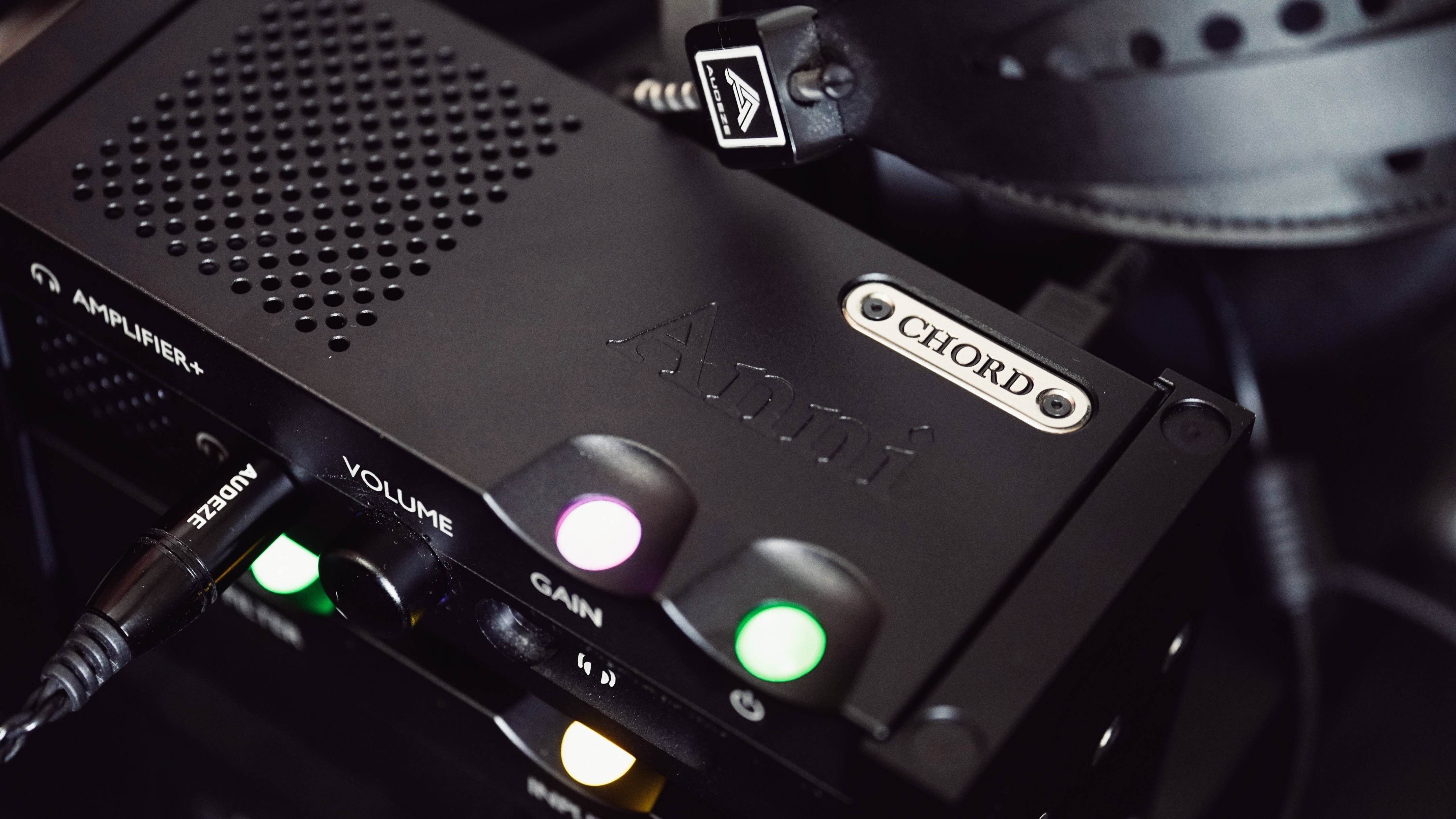 再谈「西装」音响魅力！英国ChordQutest解码+Anni耳放/功放评测