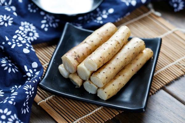 一岁宝宝肠胃炎吃什么食物好得快,15岁男孩慢性肠胃炎吃什么食物好