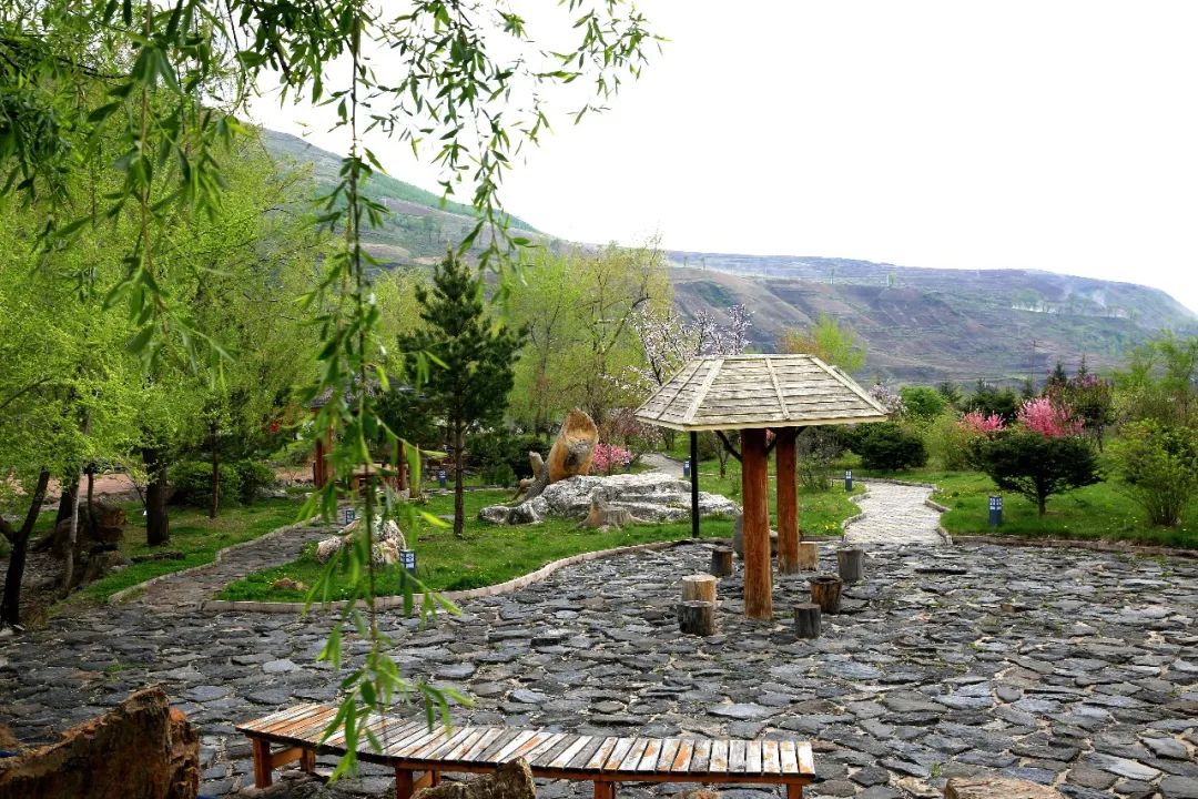 白山市出发五一2-3天短途旅游推荐,冬季白山周边一日游景点大全