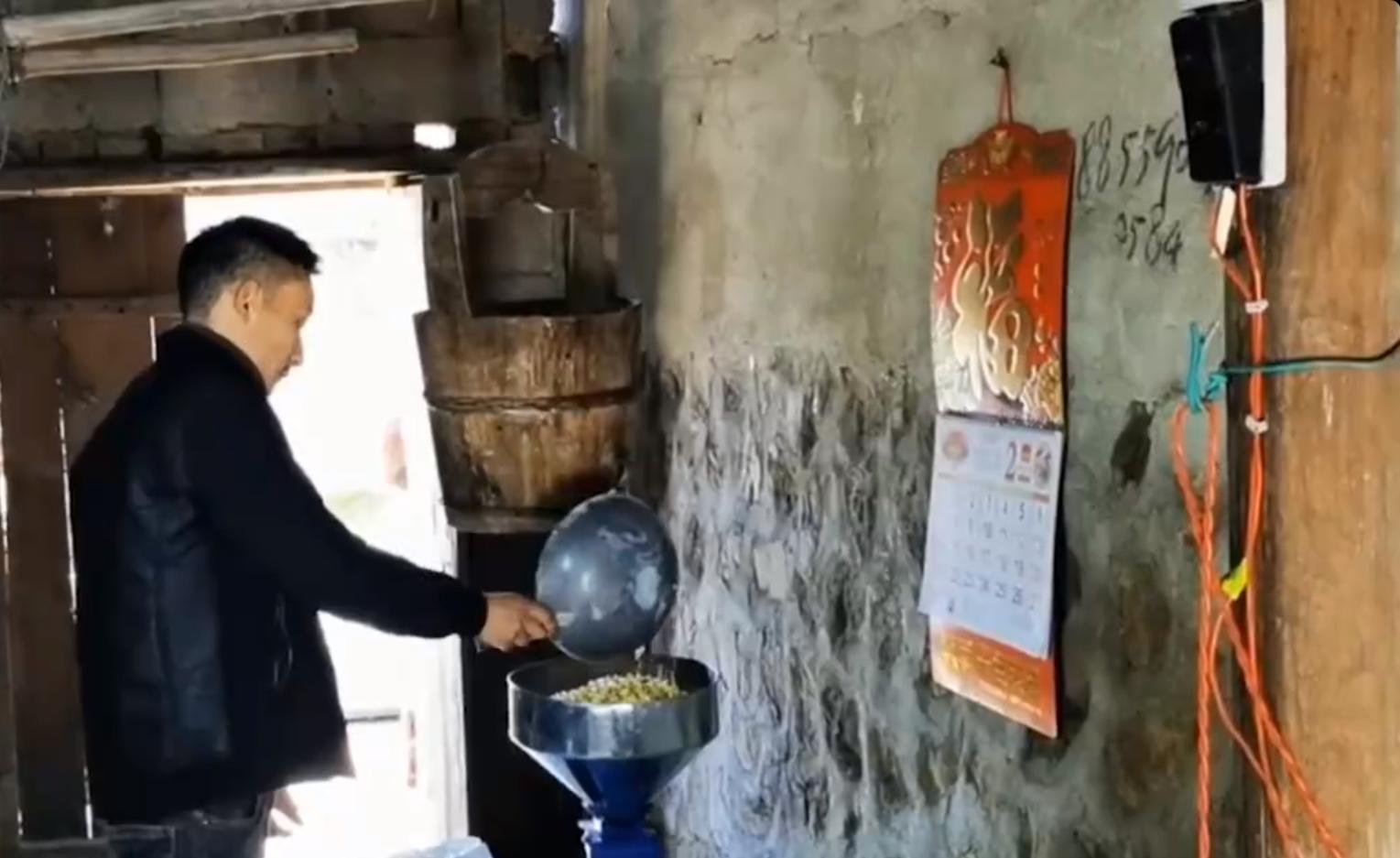 退休老汉做豆腐年赚三千万,创业做豆腐一年收入170多万