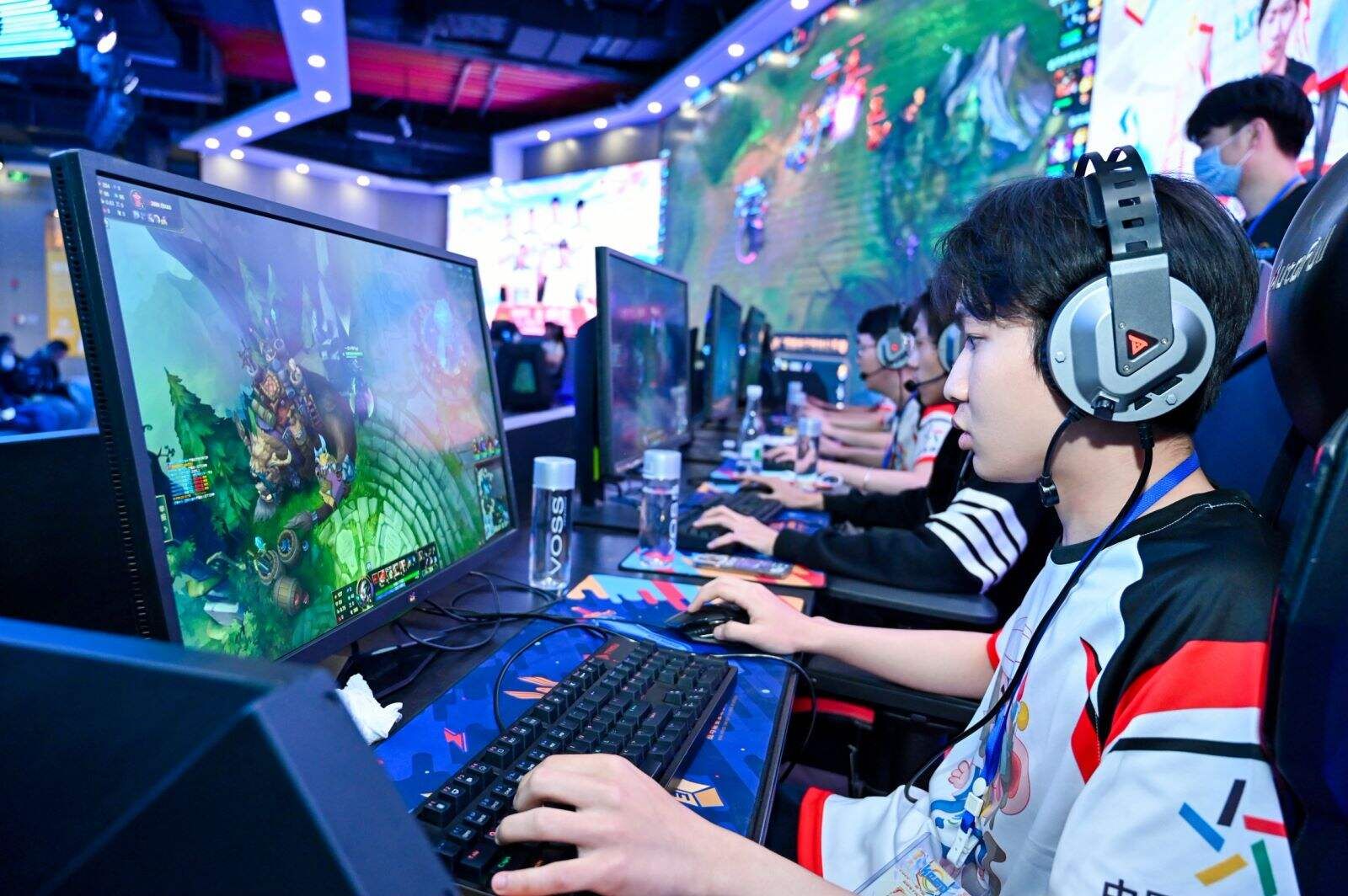 英雄联盟王者荣耀开战结果,英雄联盟王者荣耀职业选手