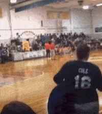 “车间女孩约我去她宿舍玩，这时候应该干点什么？”哈哈哈