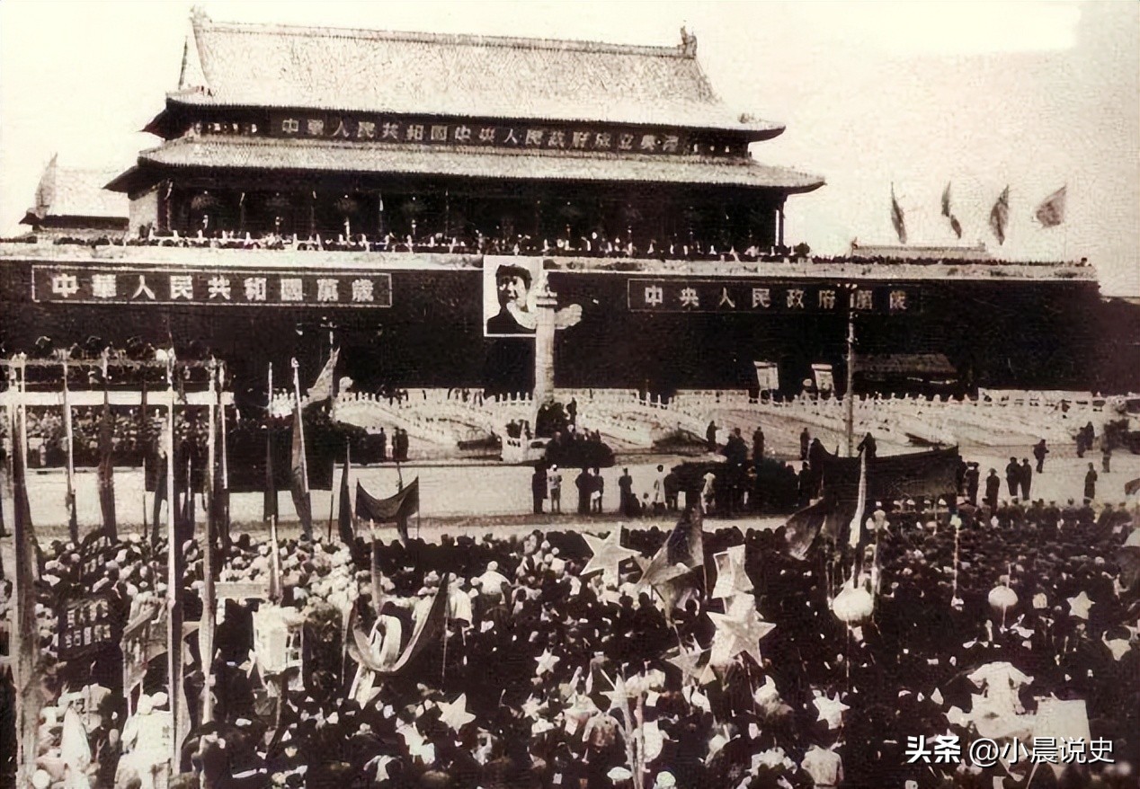 国军内鬼！10万精英部队背叛，蒋介石怒斥：背叛让我失去半壁江山