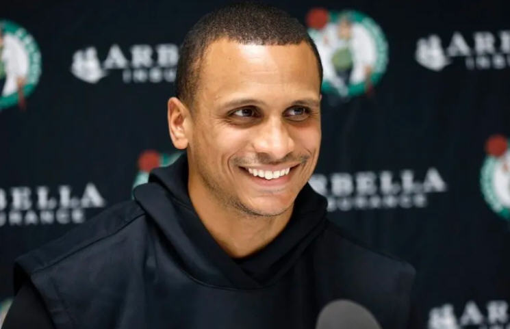 马祖拉如果夺冠乌度卡尴尬了,马祖拉球员生涯