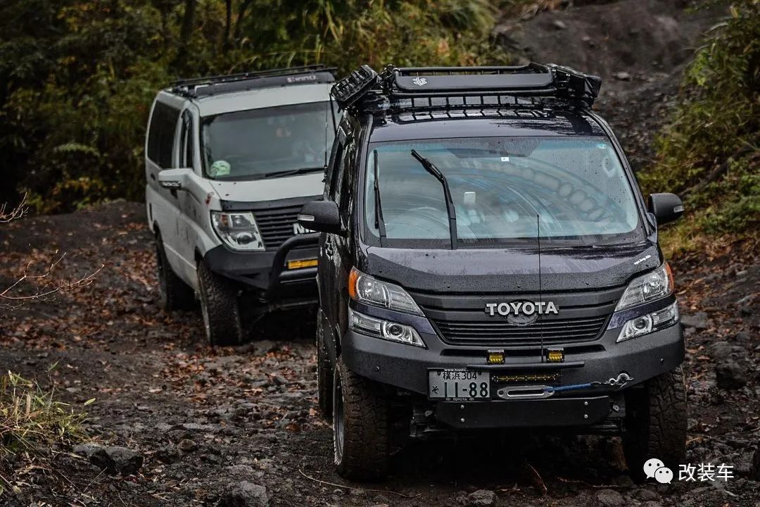 新款丰田威尔法改装,奶爸车改造老霸道