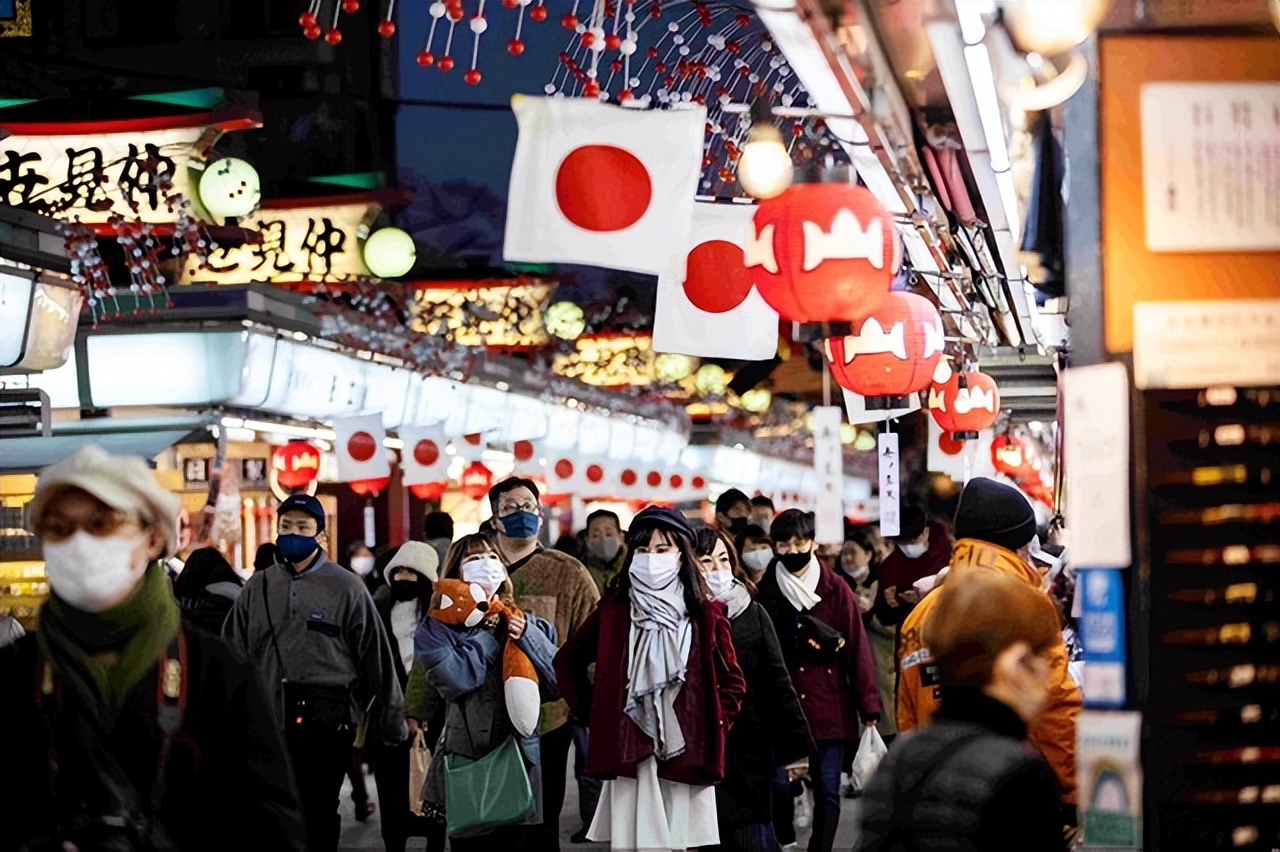 日本危在旦夕：贸易逆差愈演愈烈，被国情拖垮的日本经济