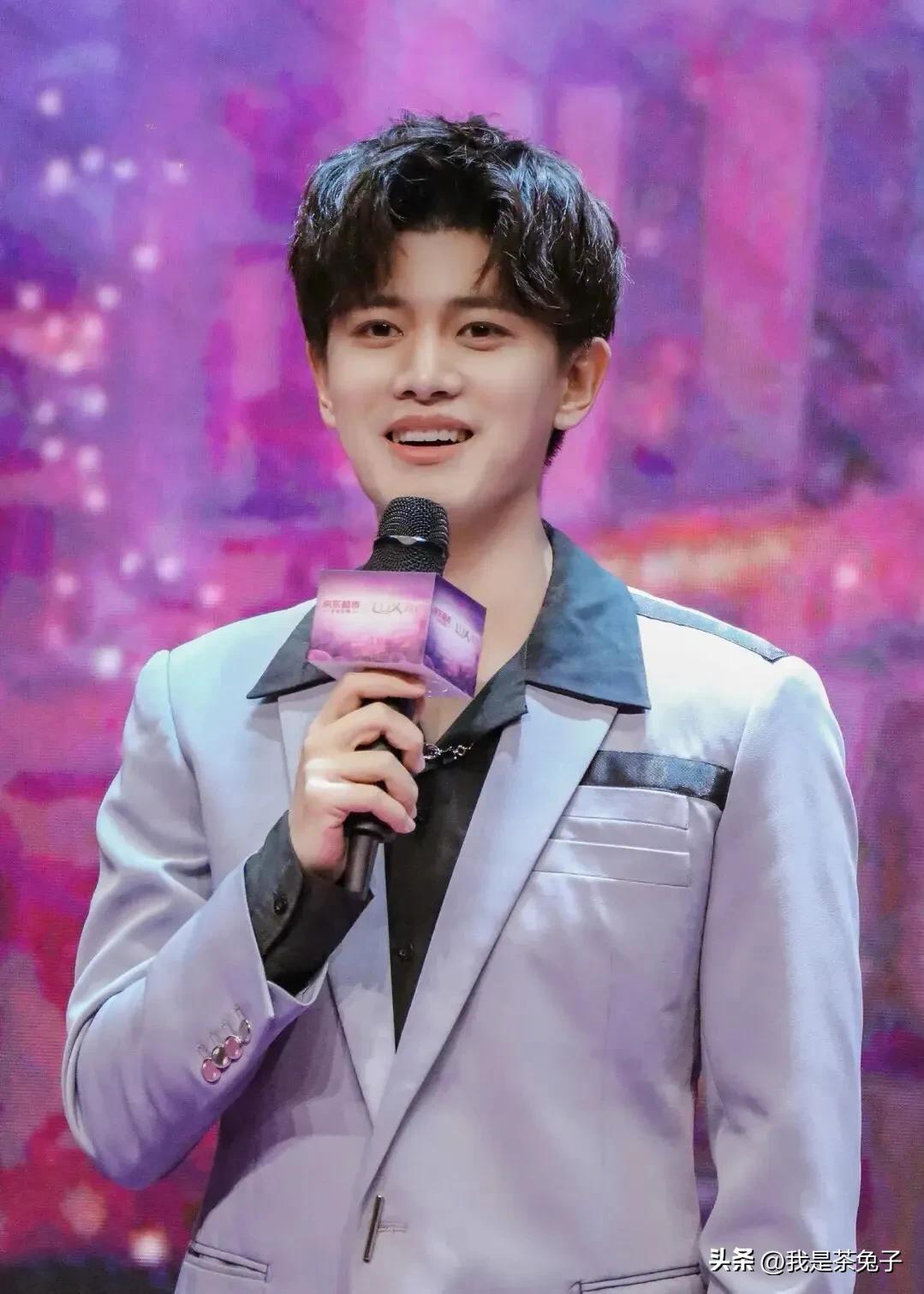 任嘉伦新剧,任嘉伦乒乓球