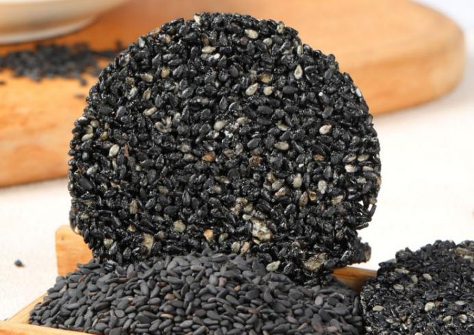 95后女孩喜欢吃的零食,95后小姐姐零食测评