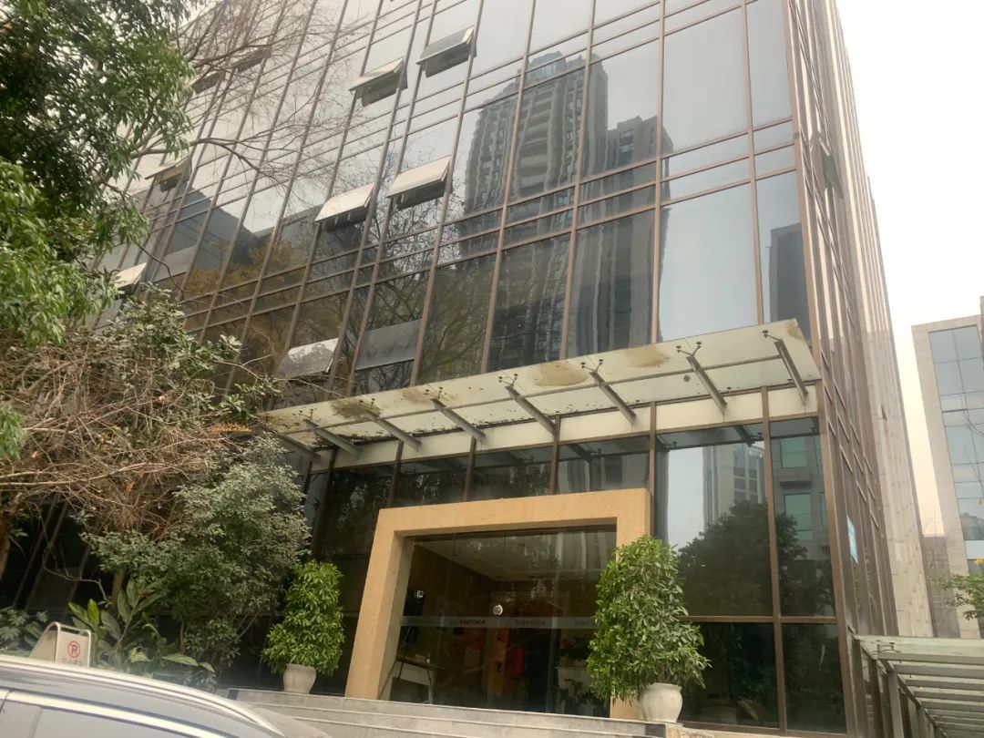 威马是如何烧完410亿的,威马汽车欠薪逾1300万