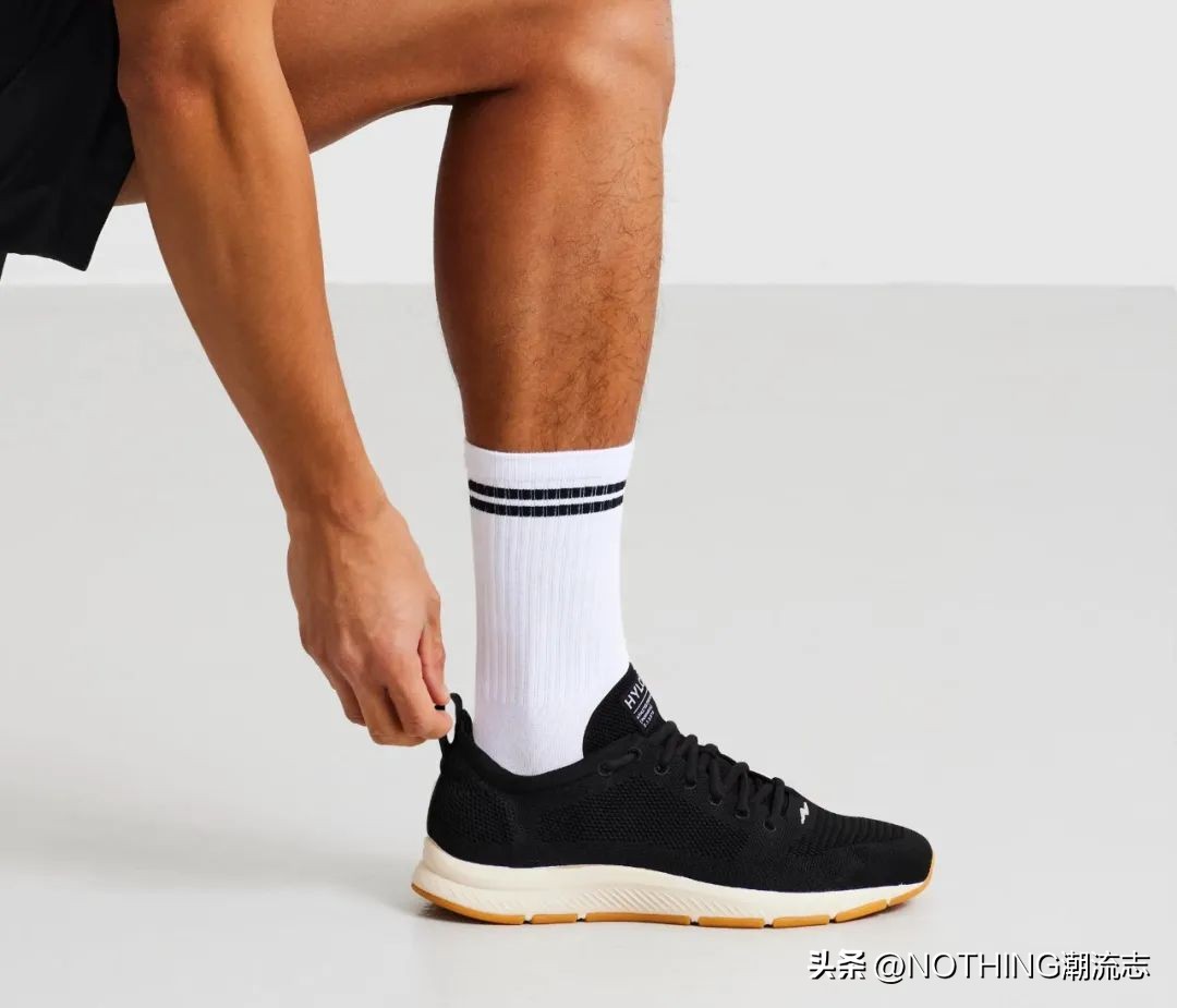 不想穿NIKE和皮鞋？中产男士可以看看这9个牌子