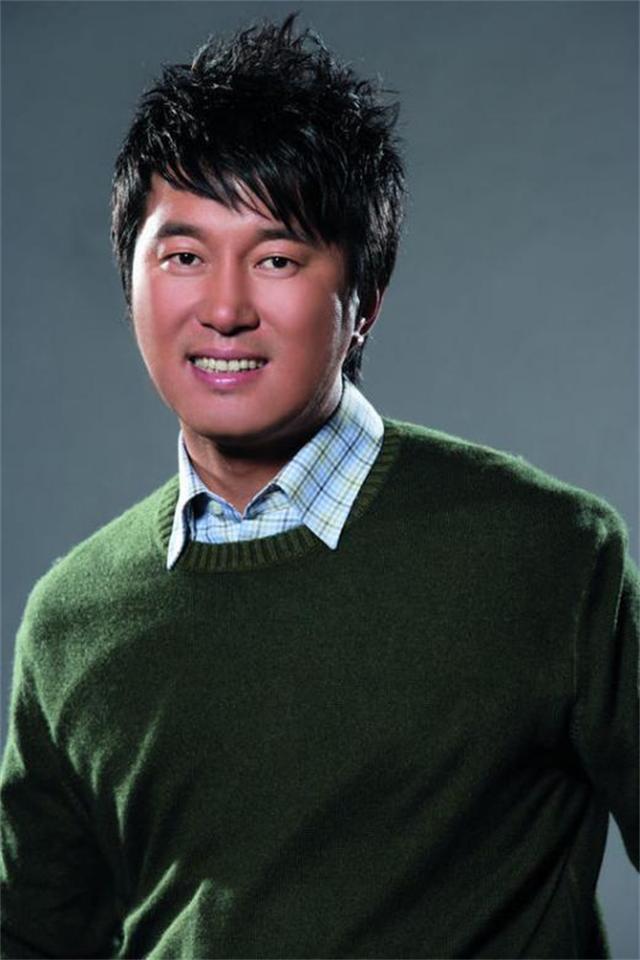 姚贝娜铜像是谁雕塑的,姚贝娜铜像揭幕式