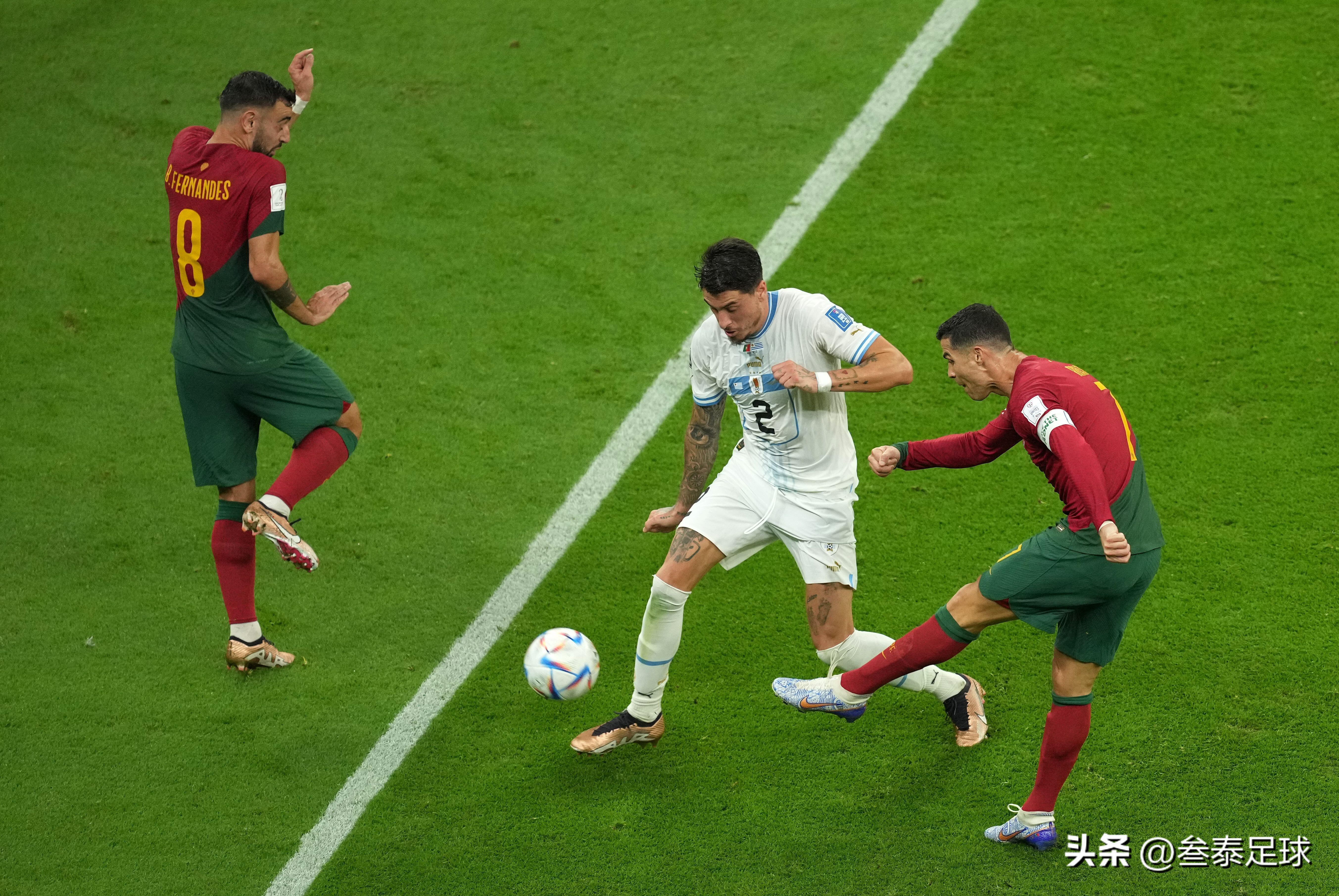 佩佩创纪录，费尔南德斯梅开二度，葡萄牙2比0乌拉圭