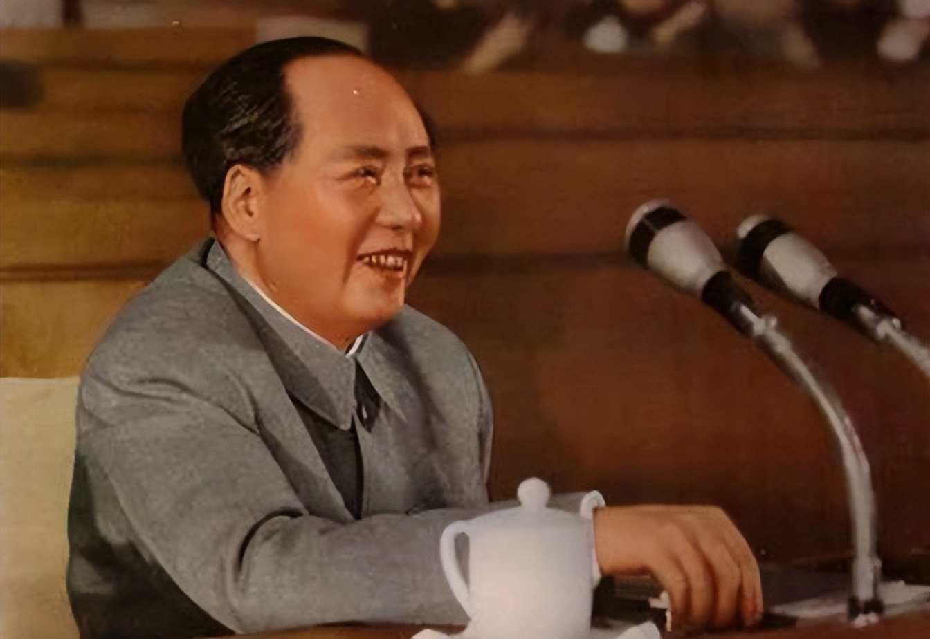 我死后中国会是什么样子?*小平邓**回答后,毛主席:英雄所见略同