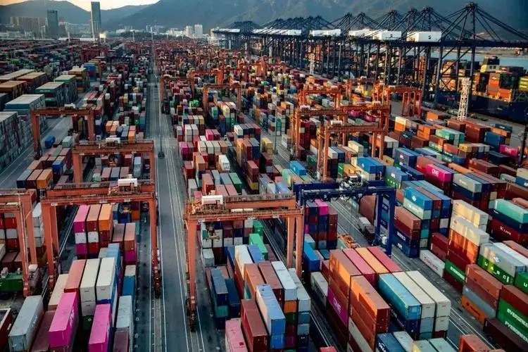 国际物流出口货物报关手续,集运国际物流怎么出口报关