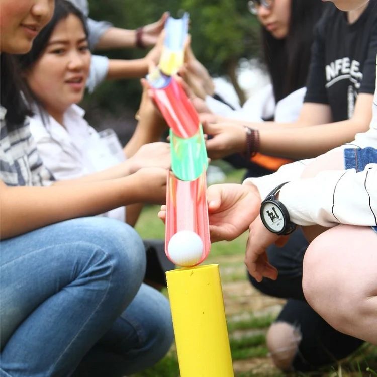 团建趣味飞机游戏怎么玩,趣游研学营