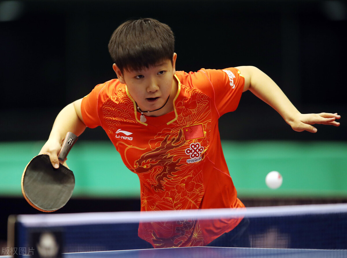 世乒赛历届冠军王曼昱,乒乓球世青赛女单蝉联冠军第一人