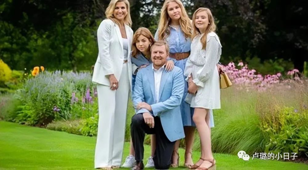 一对耳环价值36万,一对耳环一百万