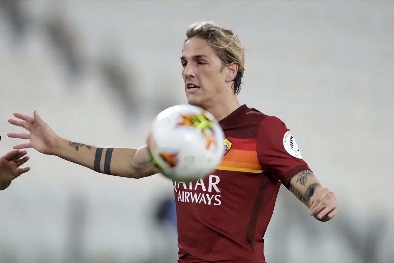 米兰买人三目标曝光，中后卫MVP+C罗小弟+意大利太子哥？这是疯了