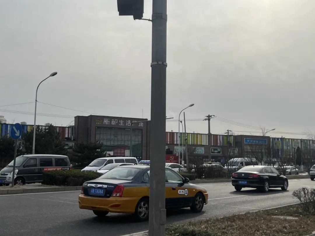 两区交界无地铁的小区涨价了?