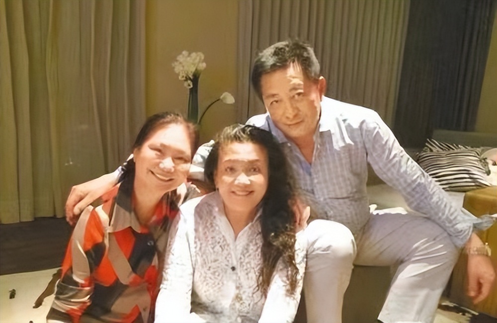 张兰创业史情史,张兰婚姻现状