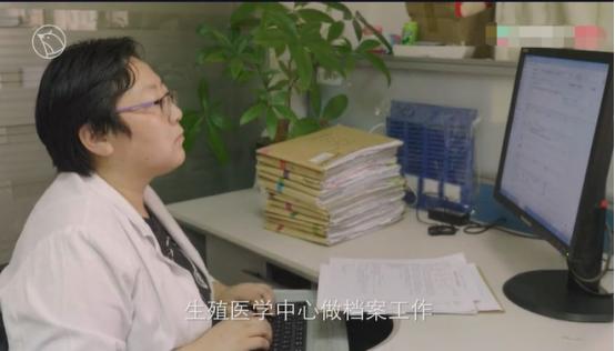 中国第一个试管婴儿多少岁啦,中国第一例试管婴儿在哪成功的