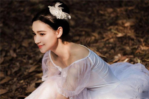 网恋奔现应该聊什么话题,网恋奔现翻车聊天