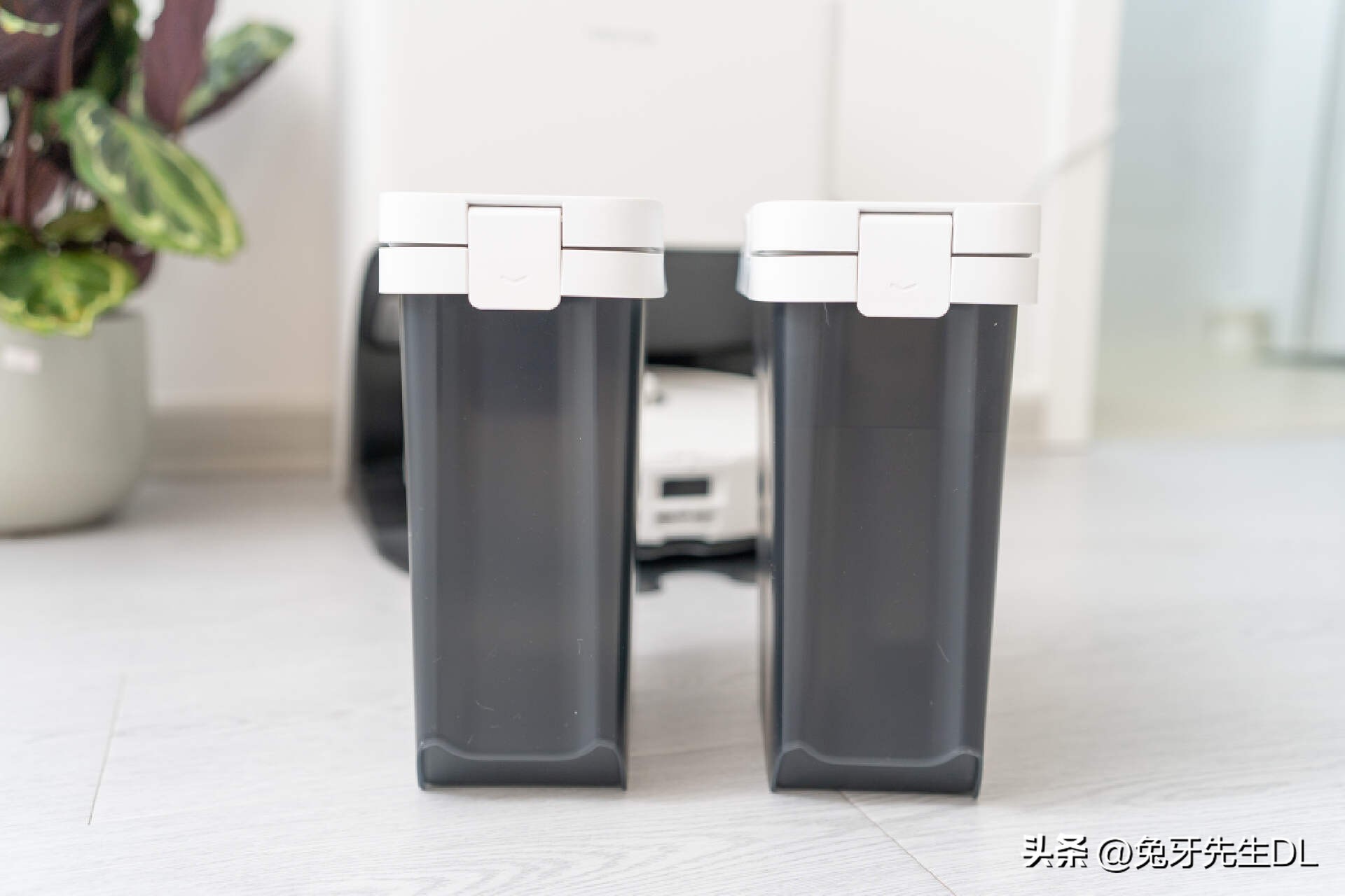 让家里劳动者解放双手，拥有这些实用的小家电将大幅提高生活品质