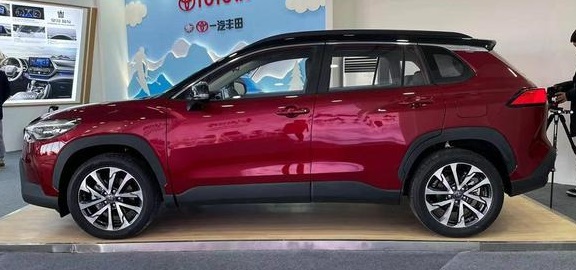 迟来却是“黑马”的锐放，比卡宴还美，动力成为最大亮点