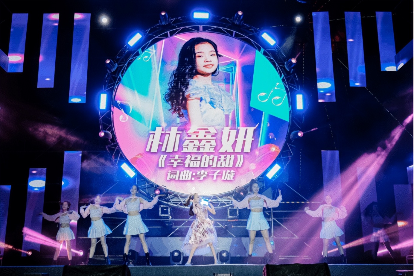 閲嶆俯缁忓吀鑰佹瓕鑸炴洸鍞よ捣缇庡ソ鍥炲繂,閲嶆俯缁忓吀姝屾洸鍞ら啋缇庡ソ鍥炲繂