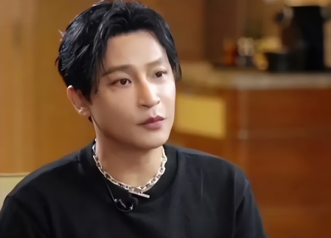 明明是双胞胎却被区别对待电影,明明是双胞胎却被区别对待的电影