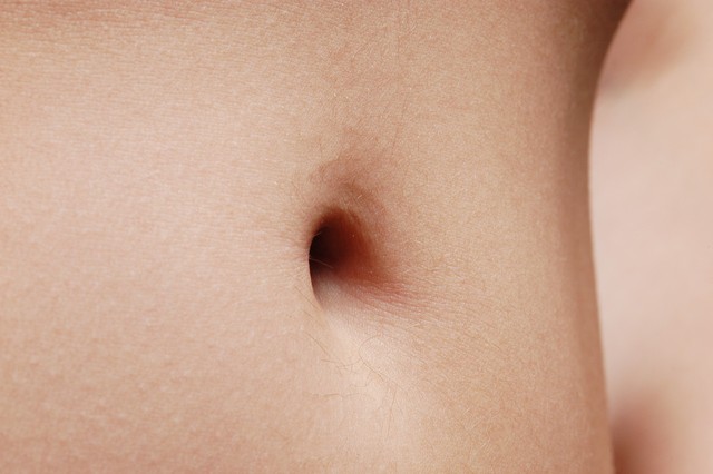 肚脐眼里面的泥千万不要抠,为什么老人常说肚脐眼的泥不能抠