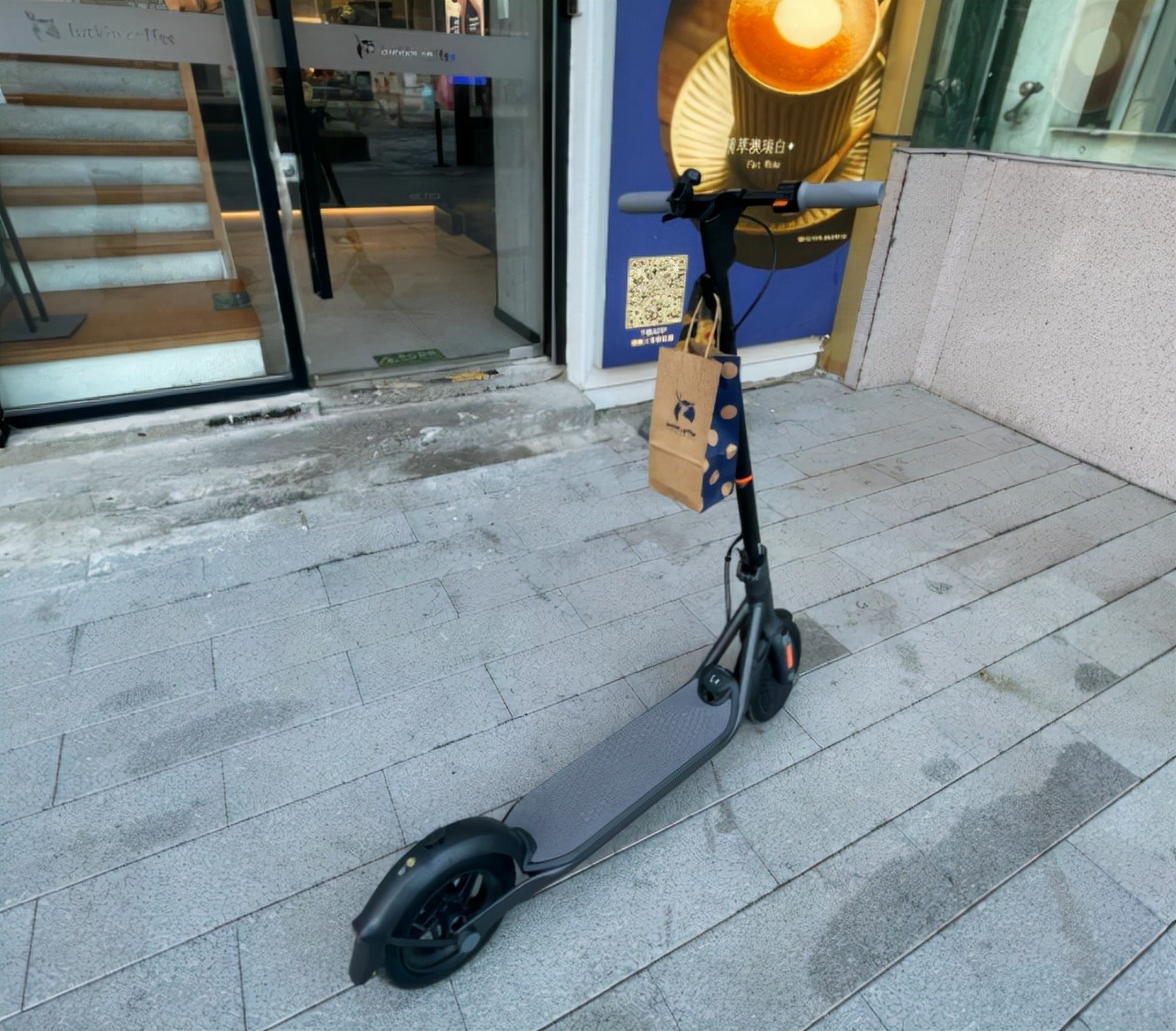 港股跌到底部,港股连跌4年后的表现