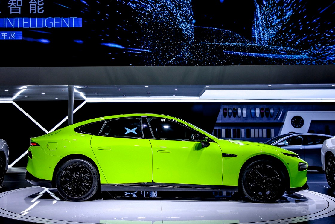 比亚迪海豹550km和小鹏p7,福州零跑c01和小鹏p7对比图