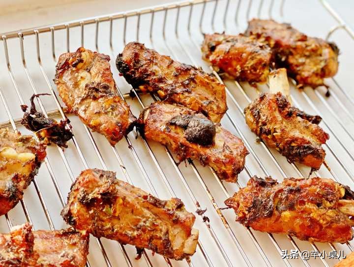 橄榄菜焖排骨,橄榄菜烤排骨的做法