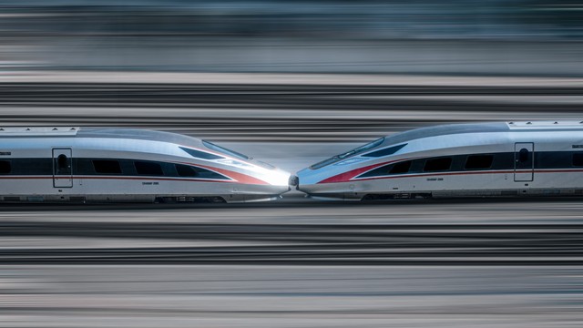 中国高铁时速达到1000公里,时速600公里中国高铁列车再升级