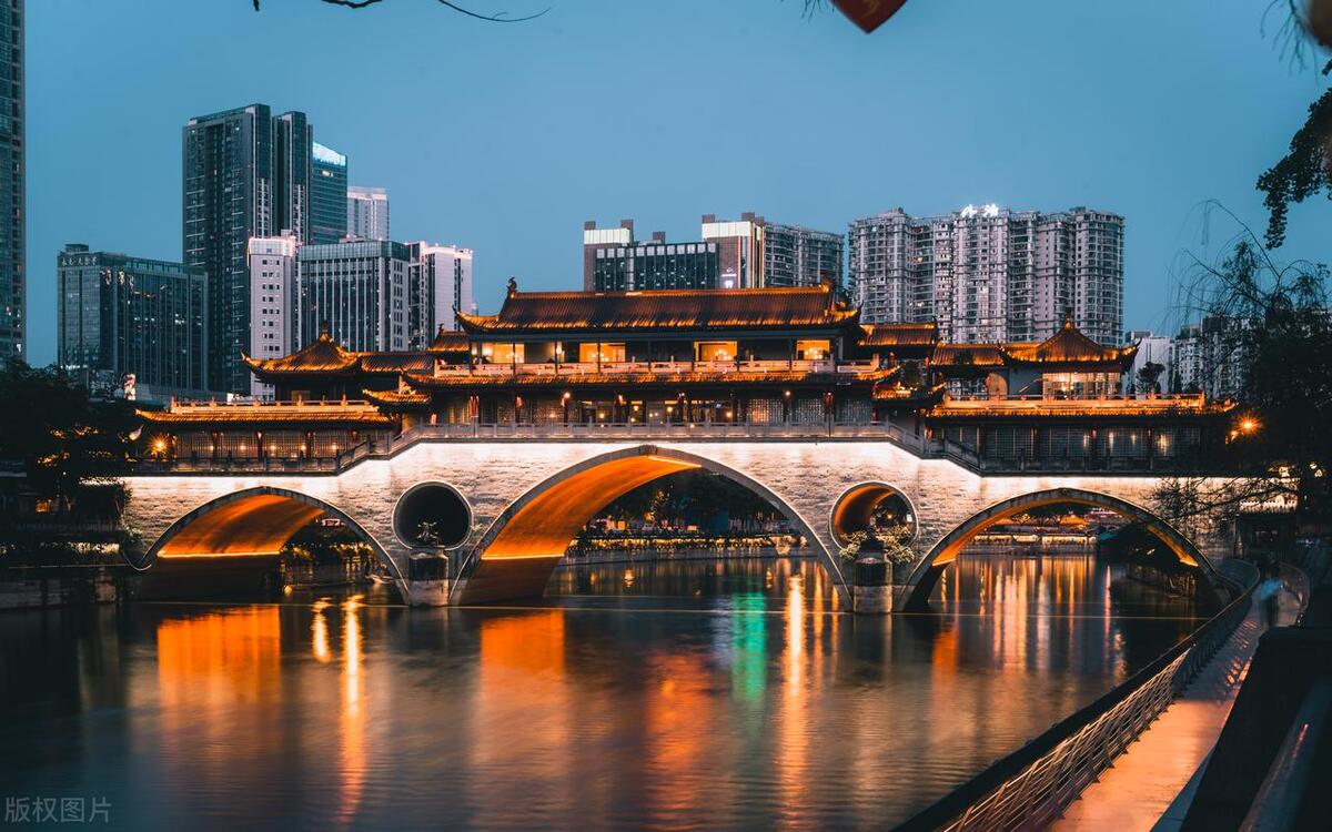 这几个避暑胜地带你逃离酷热,适合避暑的城市和地方推荐