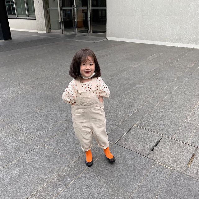 最近超火的可爱小女孩表情包,小女孩可爱萌表情包