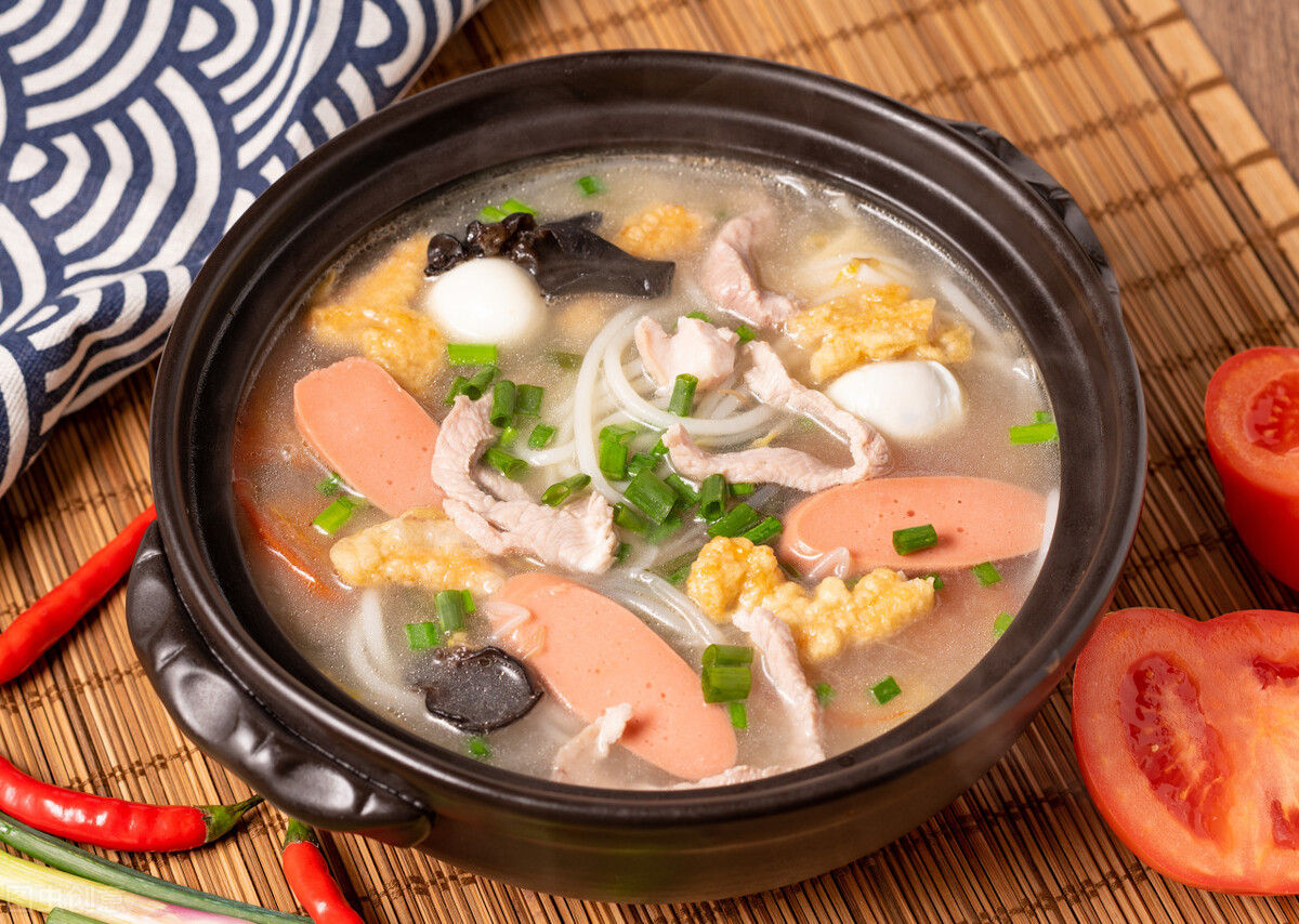 特色风味砂锅米线技术培训，学习砂锅米线技术要去哪里学习？