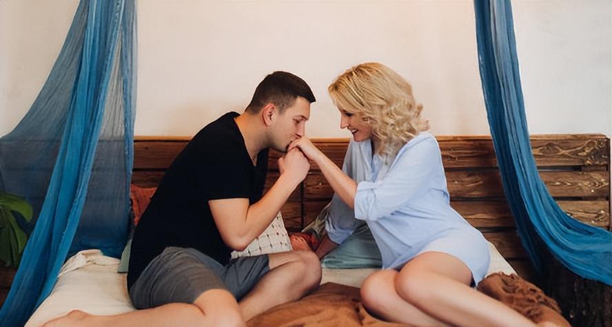 宸插濂冲瓙鎯ㄦ鎴夸腑鍑舵墜娣″畾浣滄,31宀佸コ瀛愯８姝绘ゼ椤舵鎬庝箞鏍蜂簡