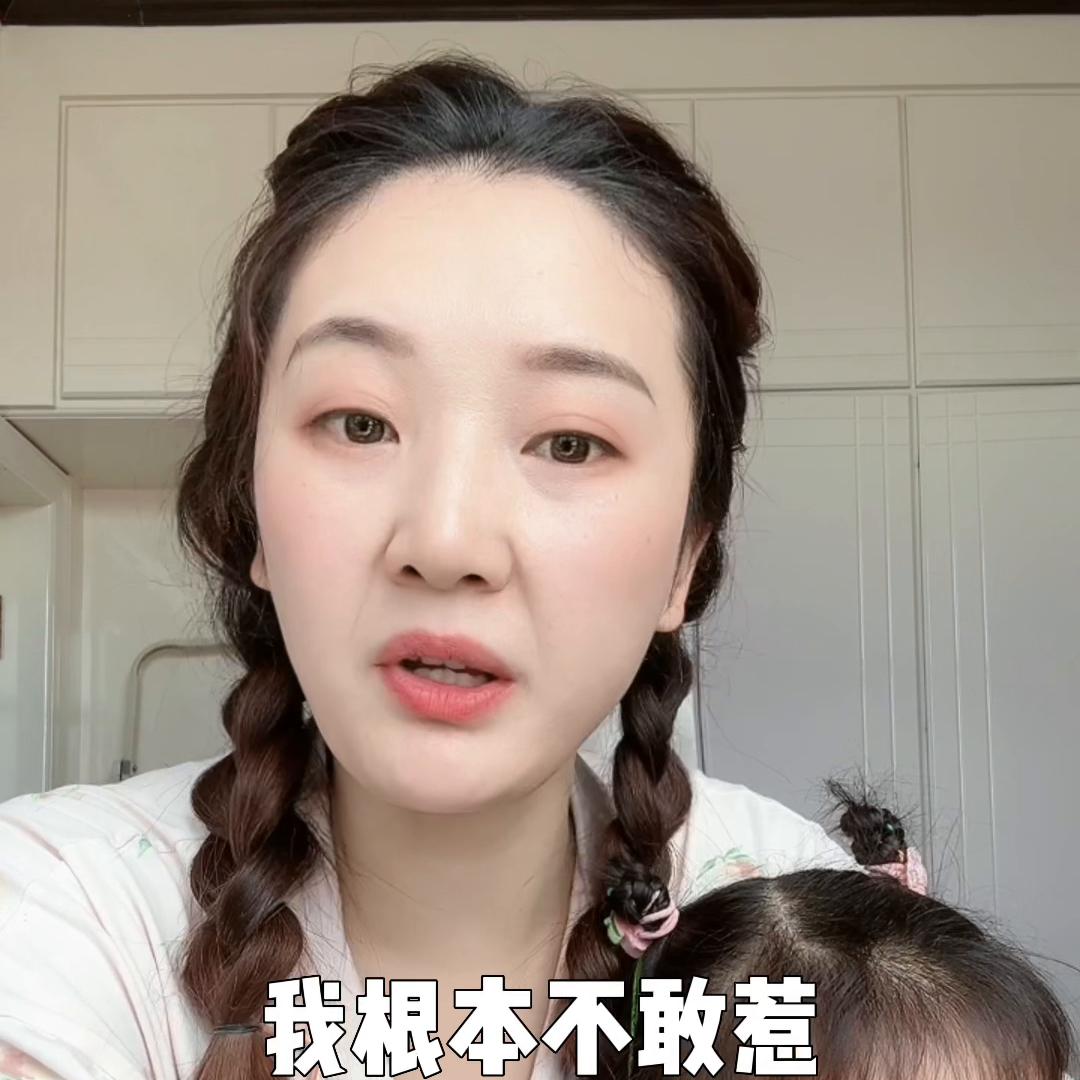 分享几个带娃出行必备物品,带娃路上的分享