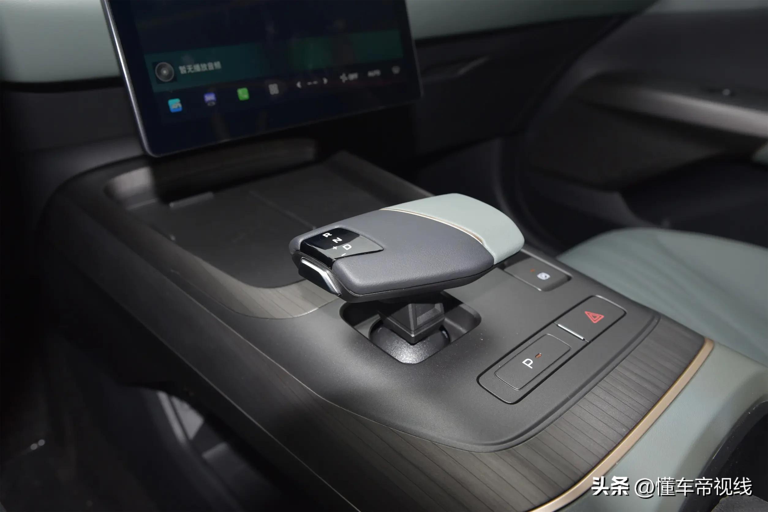 长安逸达领航版9.1万,6.99万长安颐达