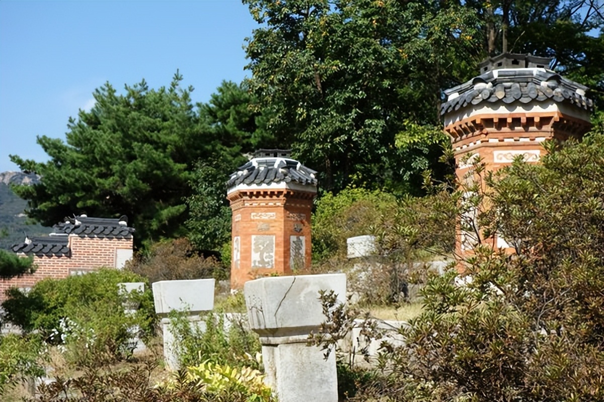 首尔景福宫游记,韩国景福宫和青瓦台在一起吗