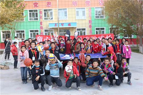 为中国足球梦想助力,为农村孩子筑梦爱心公益活动