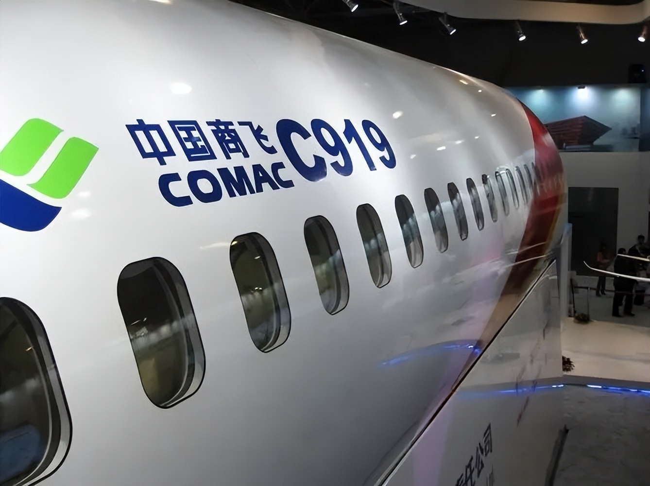 国产大飞机c919开启全球首次,国外谈国产大飞机c919